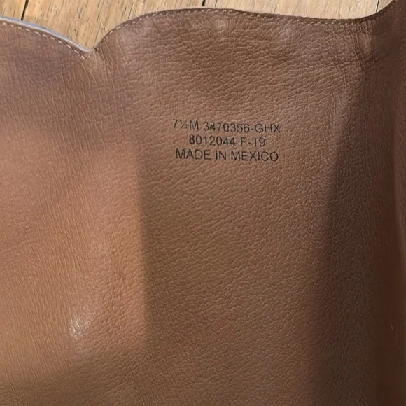 Frye
Carson Piping Knee High Western Boot - Picture 6 of 10